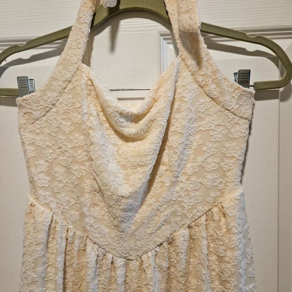 Velvety Soft Cream Floral Halter Sundress with Pockets Cottagecore Fairy Small - Picture 3 of 8